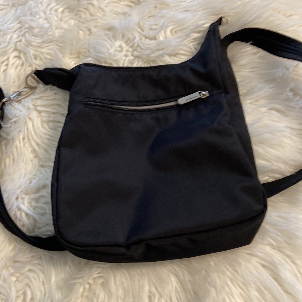 Travelon Nylon Crossbody Bag excellent condition black color - Picture 11 of 16